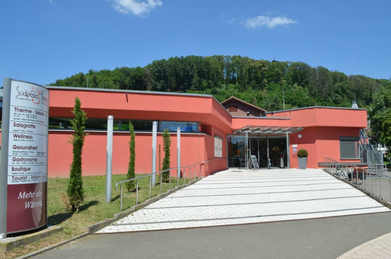 Ferienwohnung Berger Kurparkresidenz Bad Bergzabern Dış mekan fotoğraf